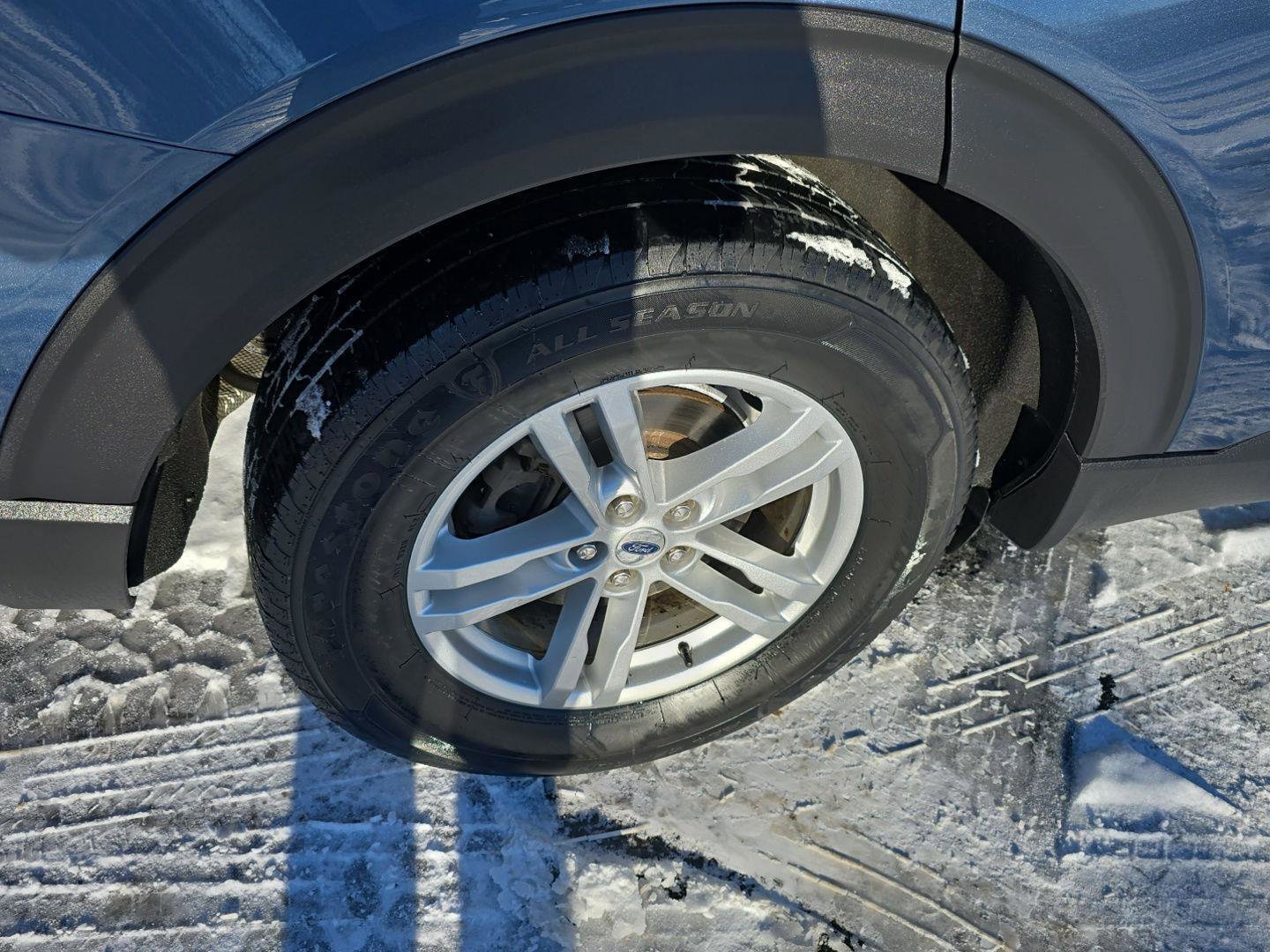 Used 2020 Ford Explorer XLT image 35