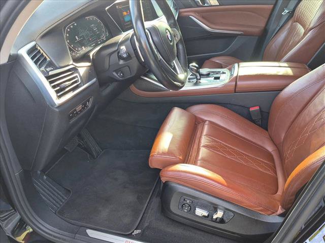Used 2022 BMW X7 xDrive40i w/ Premium Package AWD/4WD image 12