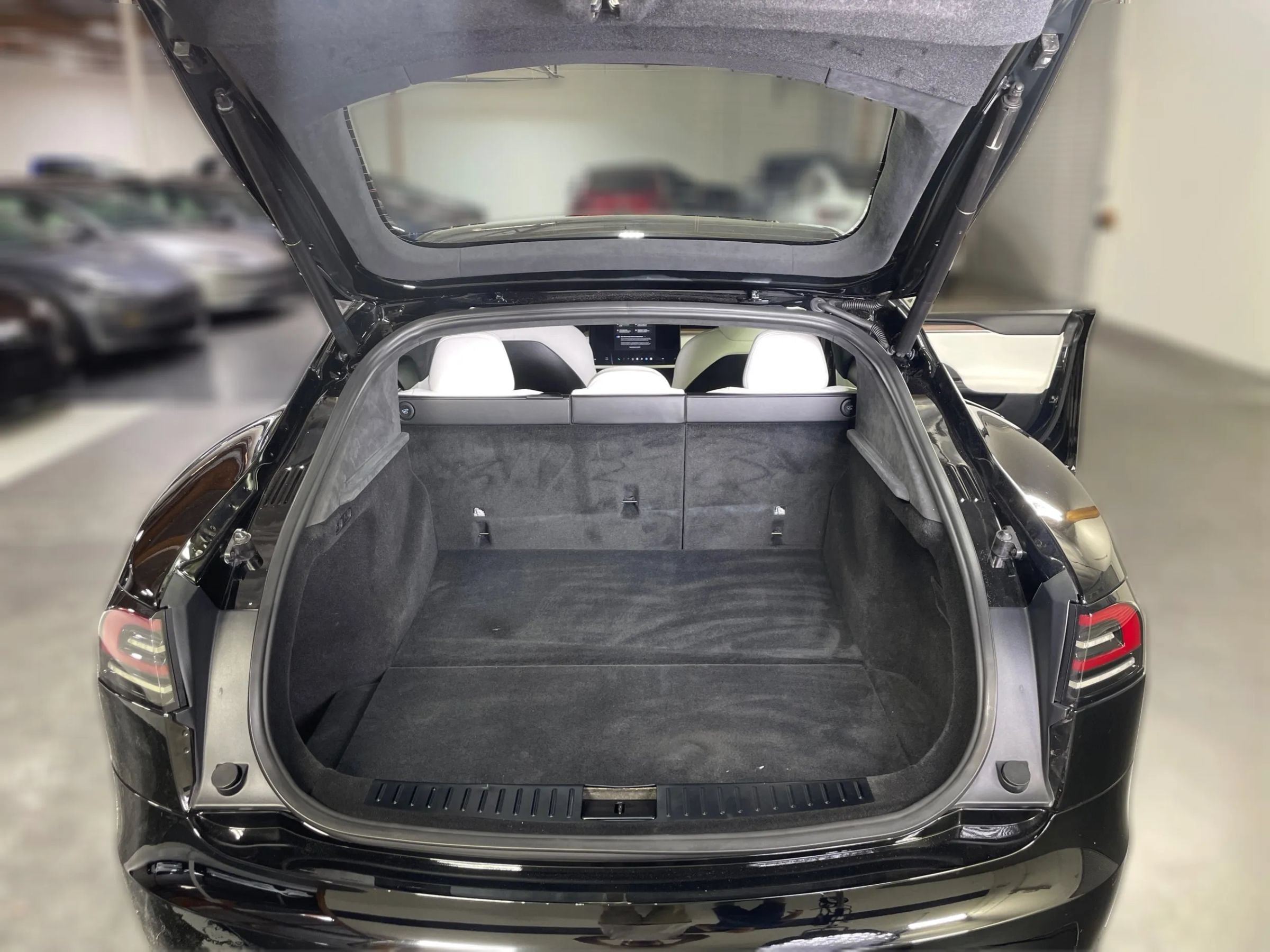 Used 2023 Tesla Model S Standard Range AWD/4WD image 11