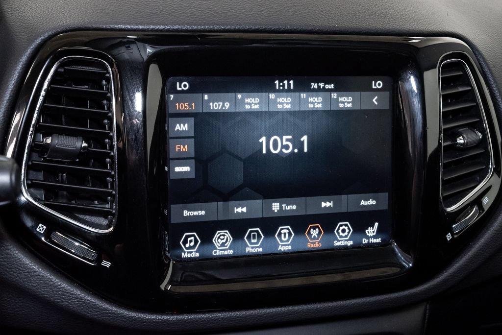 Used 2019 Jeep Compass Limited AWD/4WD image 13