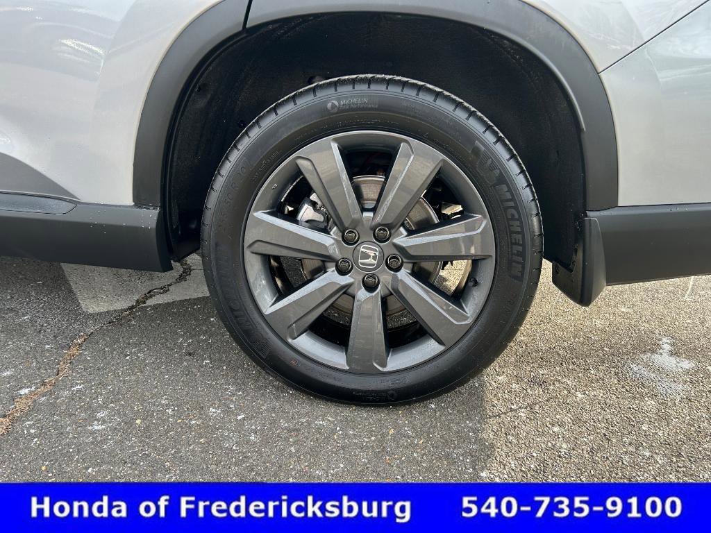 Certified 2024 Honda Pilot Sport image 11