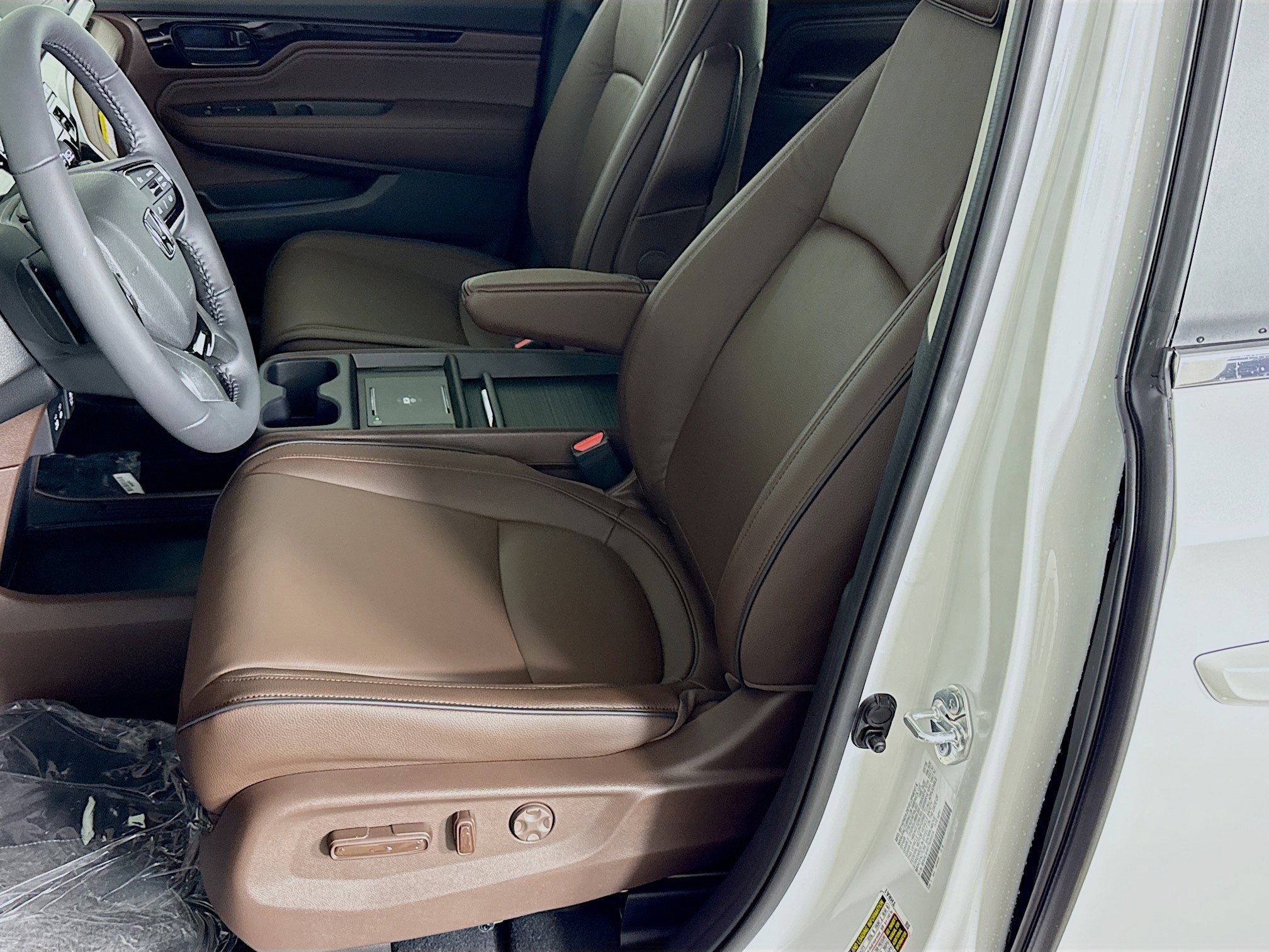 New 2026 Honda Odyssey Touring image 24