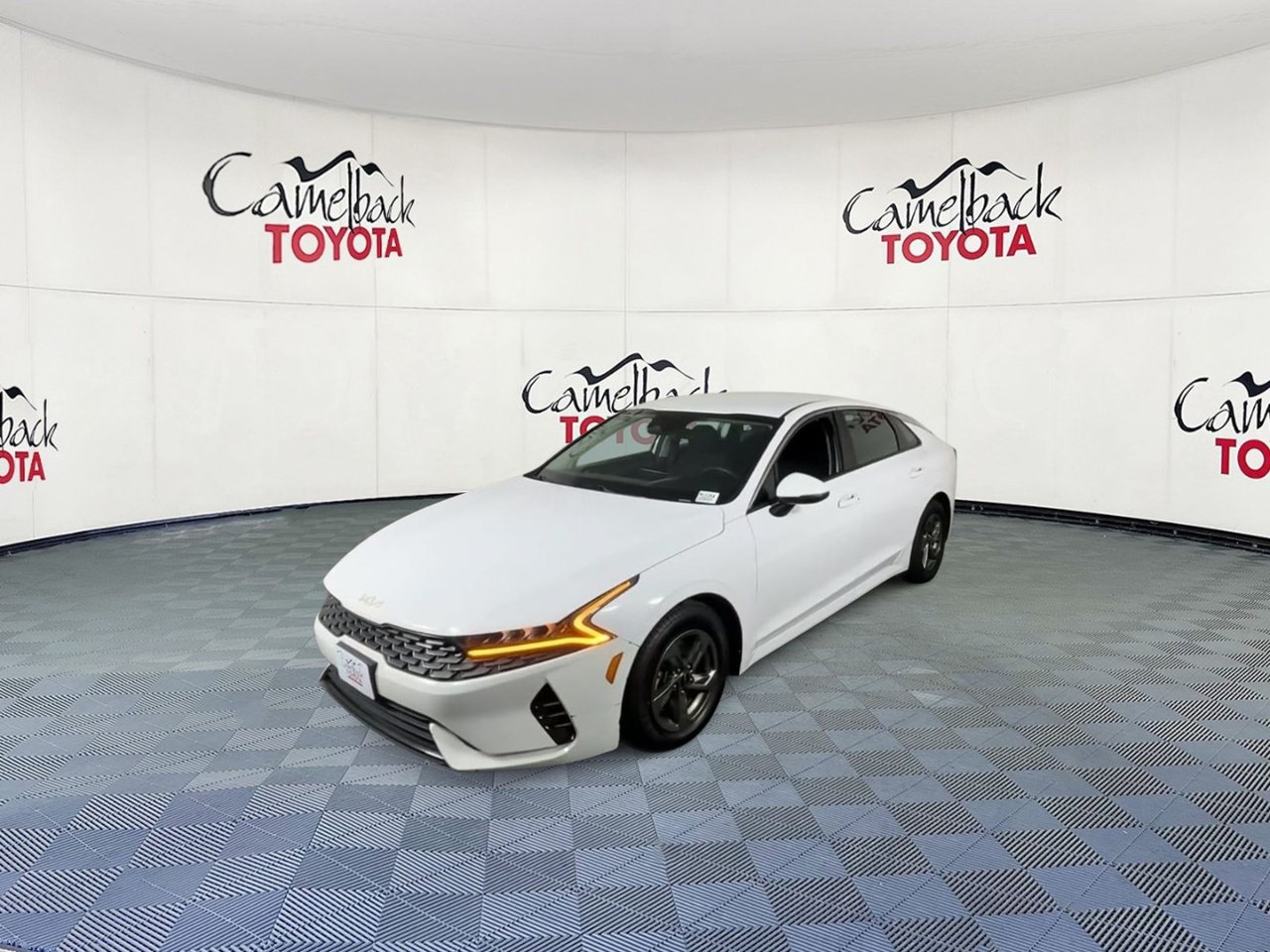 Used 2022 Kia K5 LXS FWD image 6