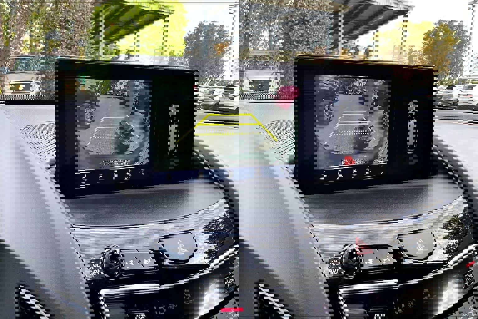 Certified 2025 Acura RDX w/Technology Package image 25