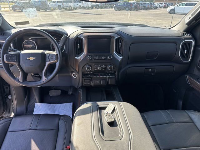 Used 2021 Chevrolet Silverado 1500 High Country image 10