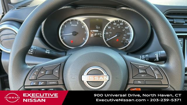 Used 2025 Nissan Versa S w/ Trunk Package image 10