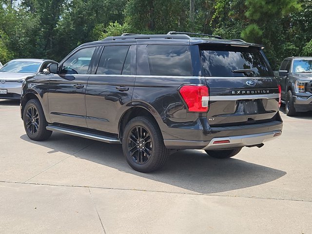Used 2023 Ford Expedition XLT RWD image 7