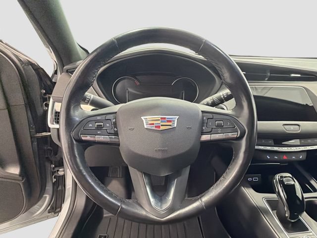 Certified 2023 Cadillac XT4 Premium Luxury w/ Cold Weather Package AWD/4WD image 9