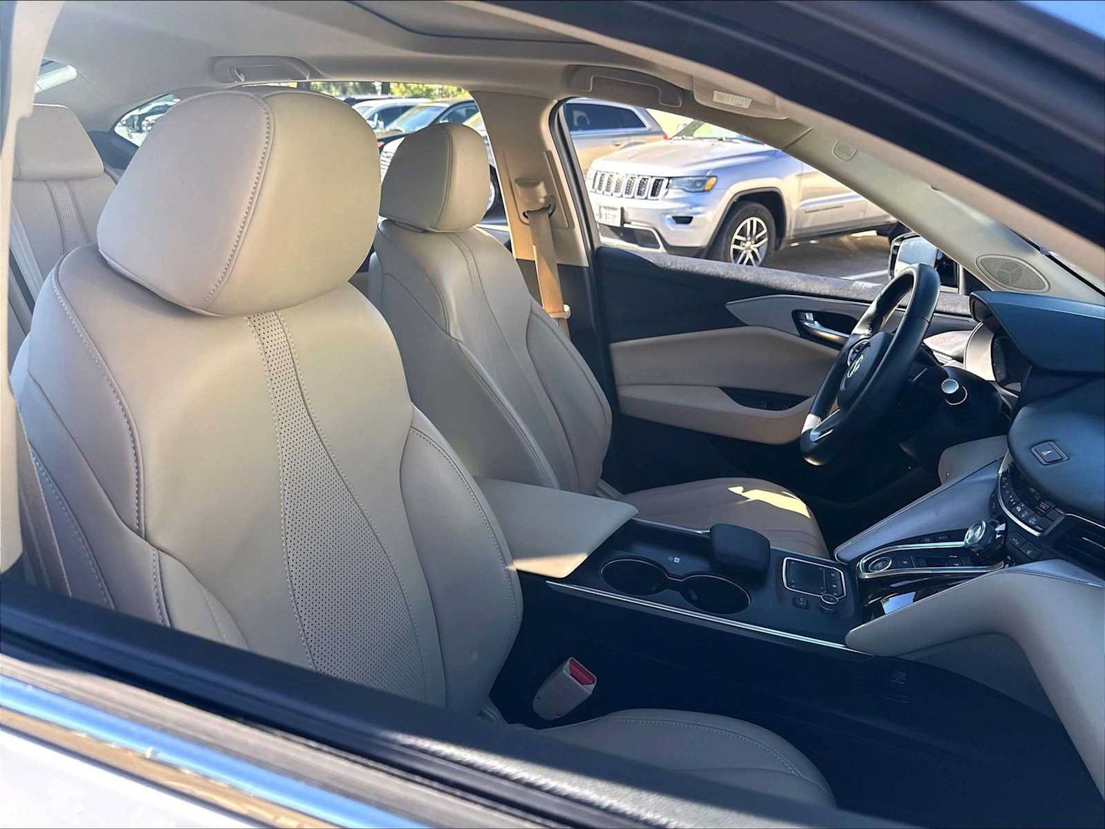 Used 2024 Acura TLX w/ Technology Package FWD image 10