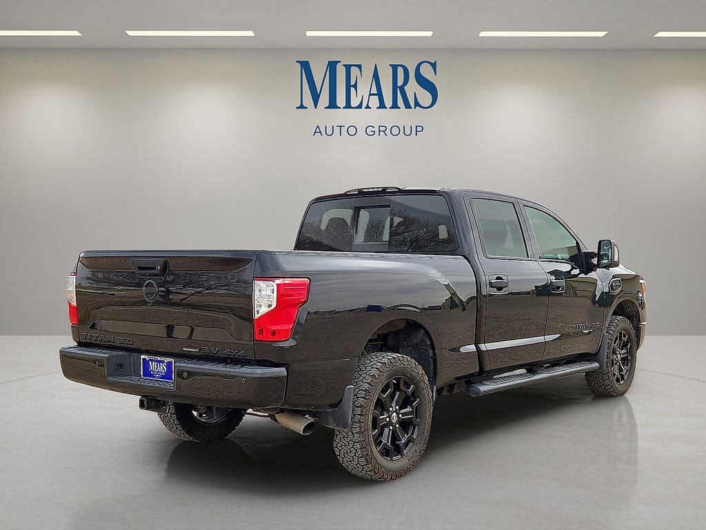 Used 2019 Nissan Titan SV w/ SV Convenience Package image 5
