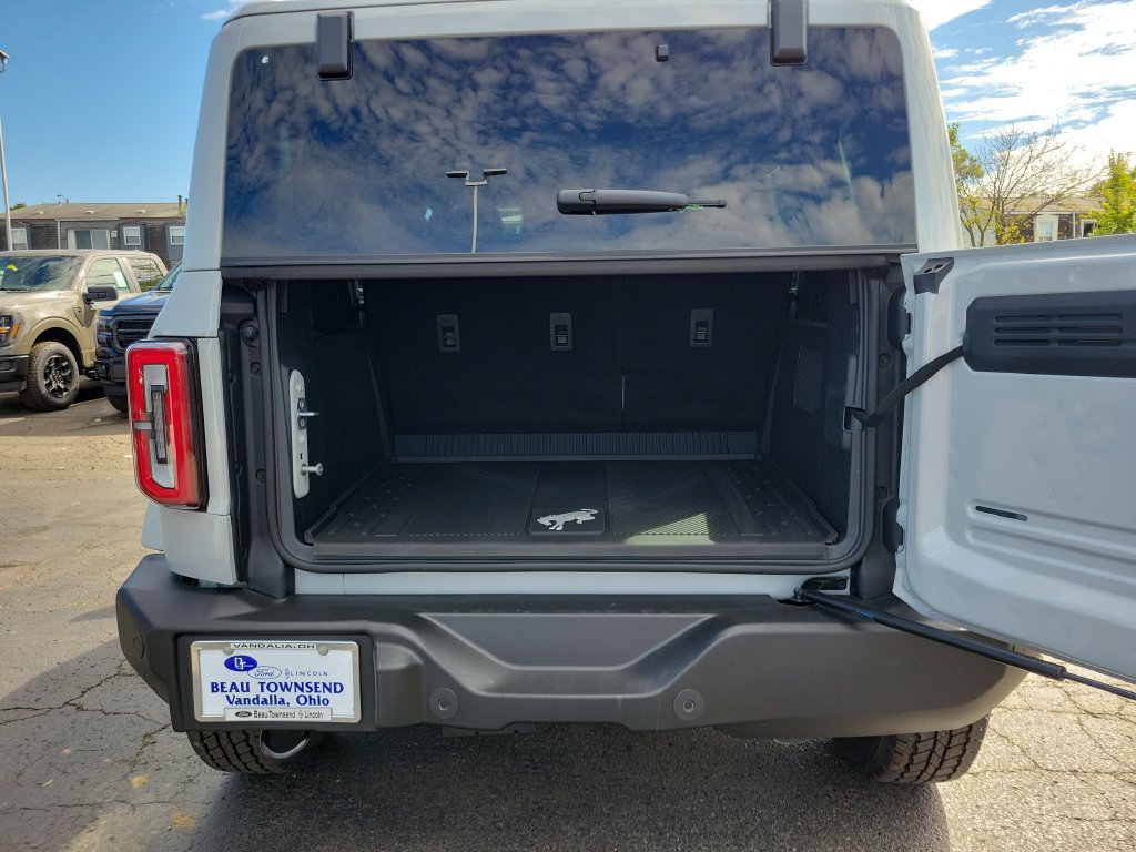 New 2026 Ford Bronco Outer Banks AWD/4WD image 10