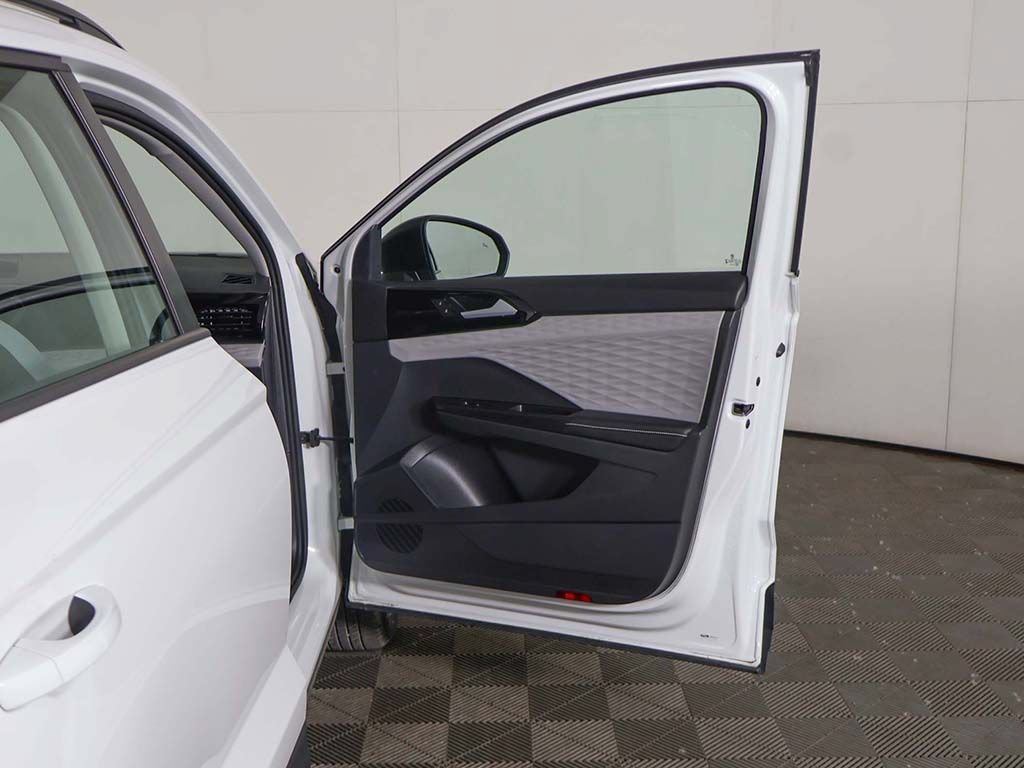 Used 2024 Volkswagen Taos S AWD/4WD image 18