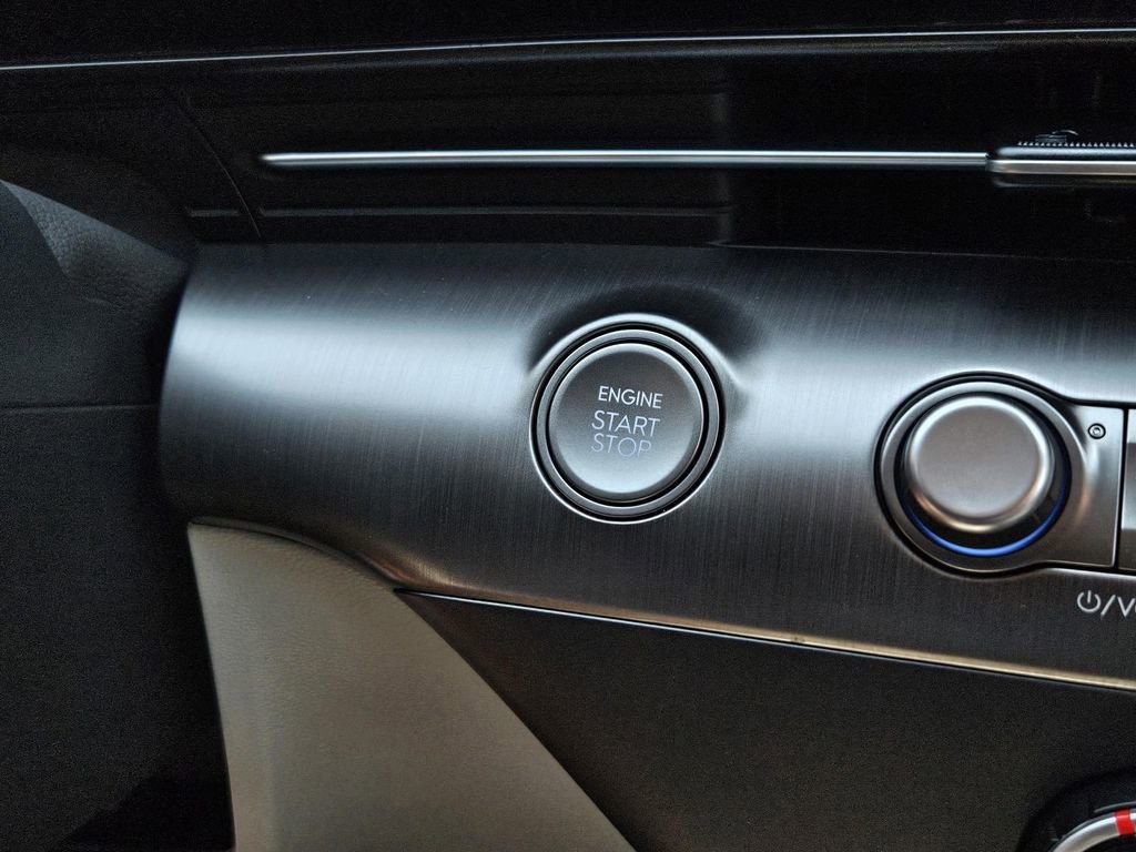 New 2026 Hyundai Kona SE image 28