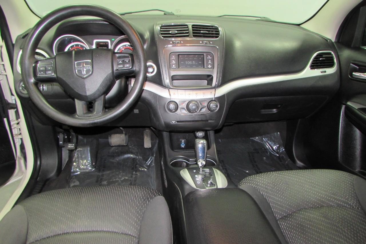 Used 2017 Dodge Journey SE FWD image 23