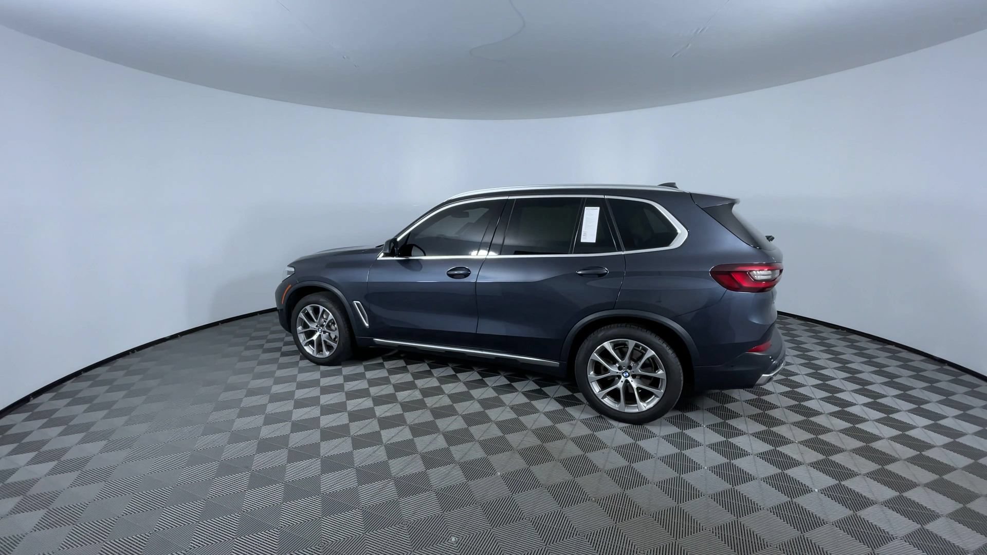 Used 2021 BMW X5 xDrive40i w/ Convenience Package AWD/4WD image 6