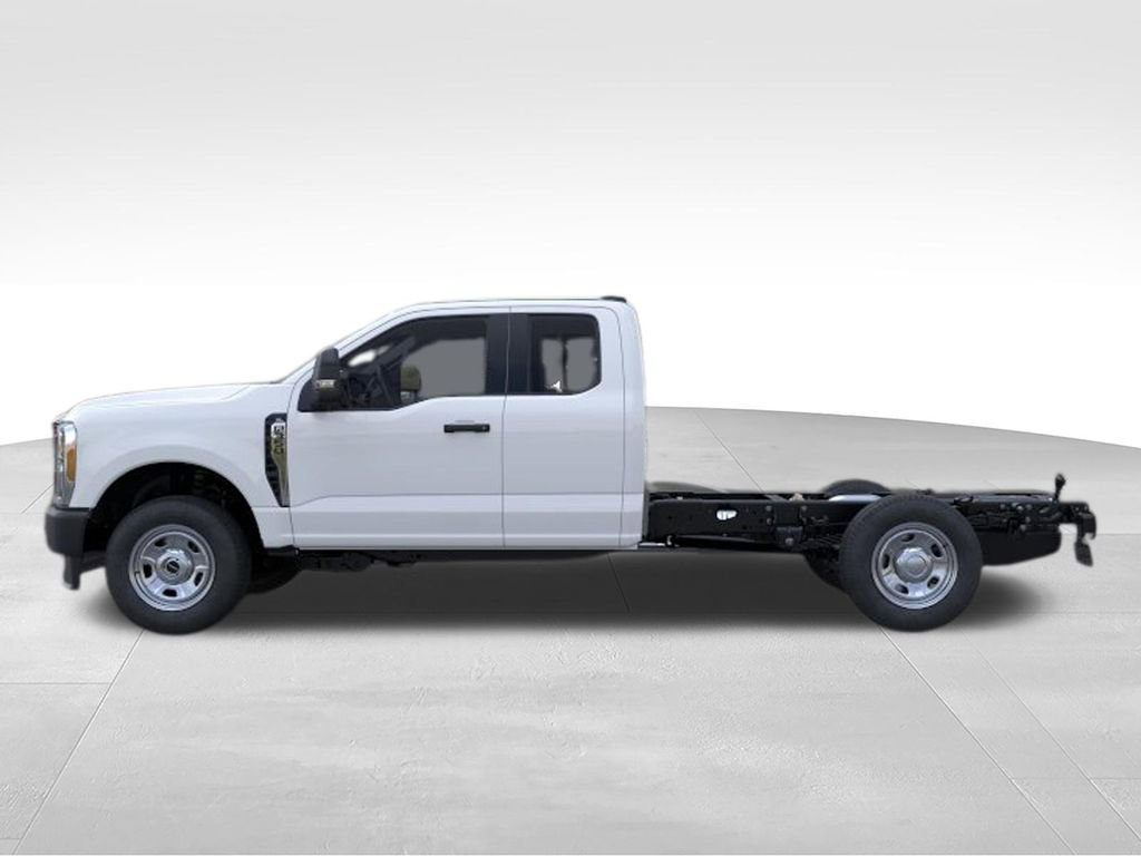 New 2026 Ford F350 XL AWD/4WD image 3