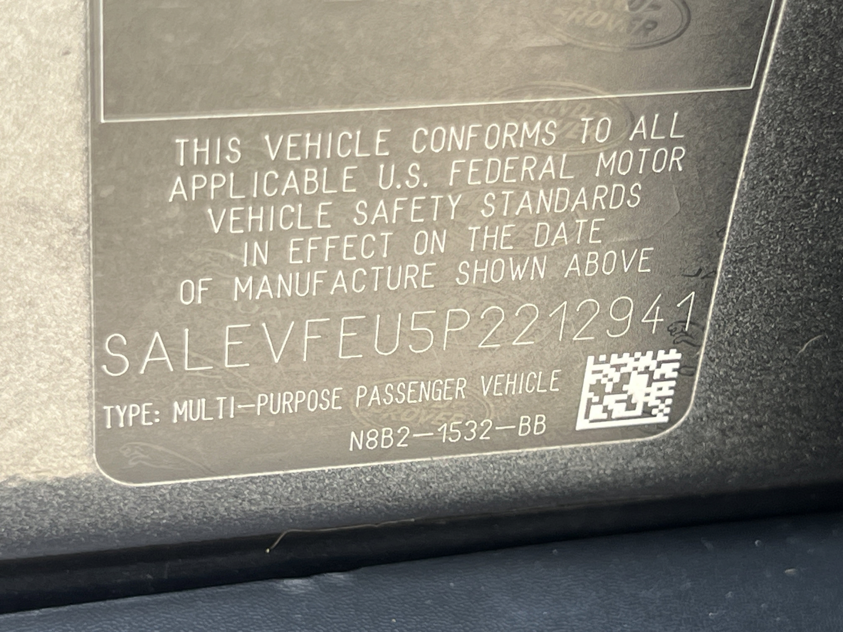 Used 2023 Land Rover Defender 130 First Edition AWD/4WD image 31