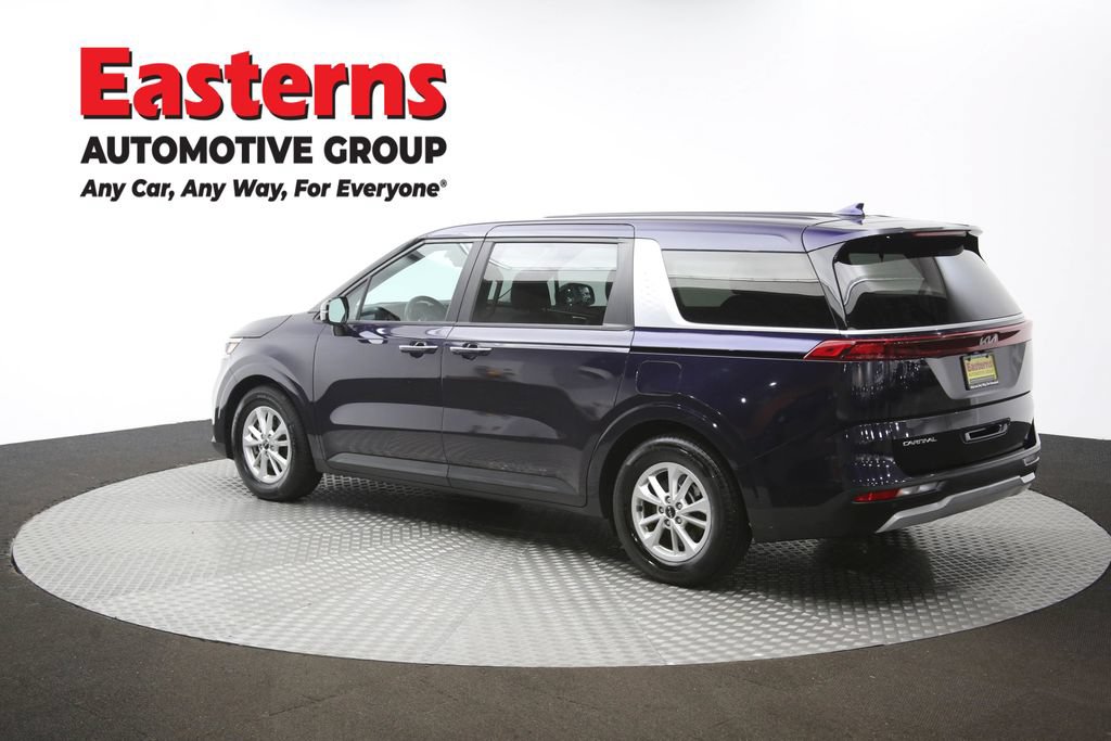 Used 2024 Kia Carnival LX FWD image 65