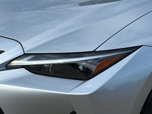 Used 2025 Lexus IS 350 F Sport RWD image 4
