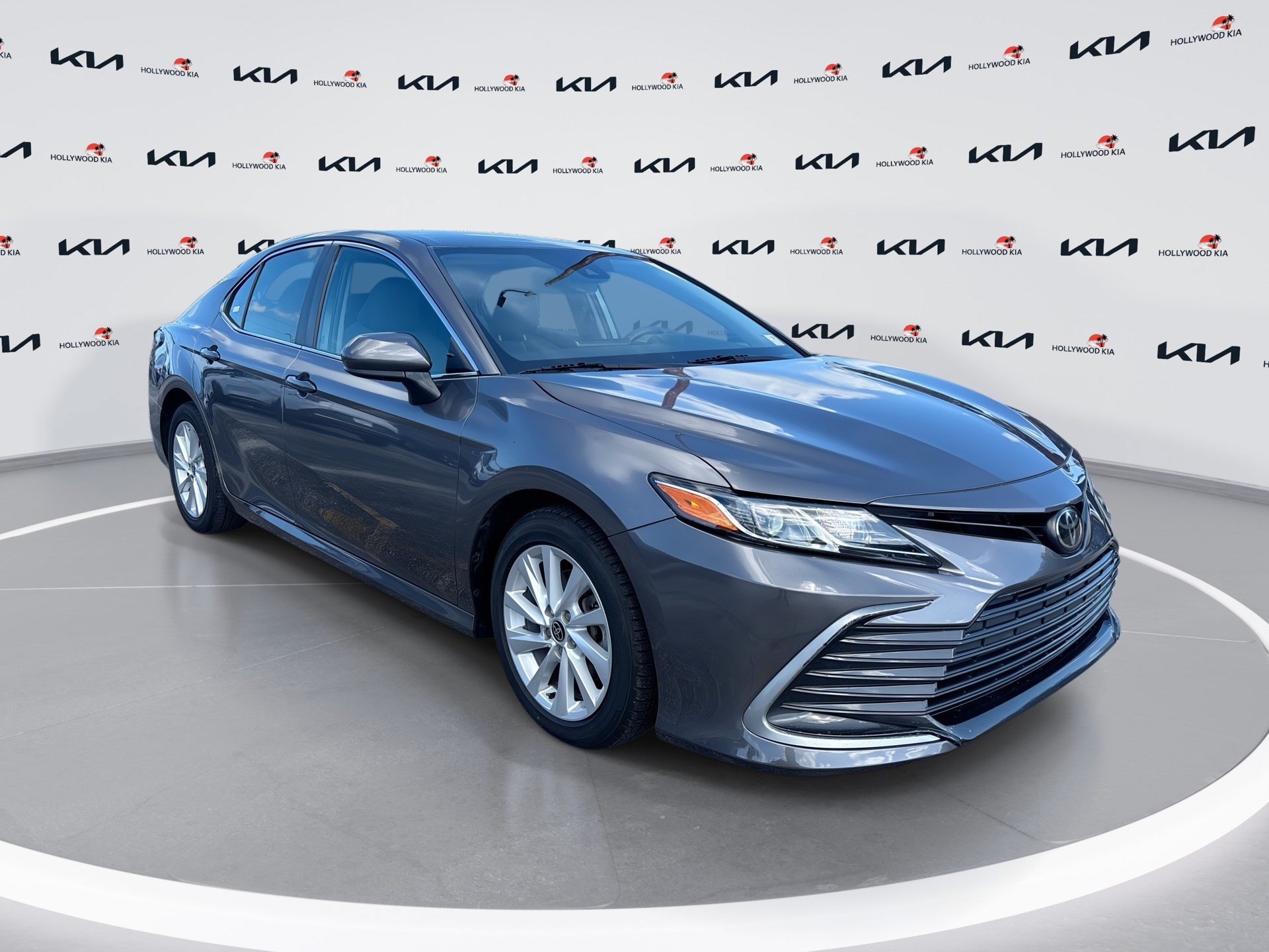 Used 2022 Toyota Camry LE FWD video 1