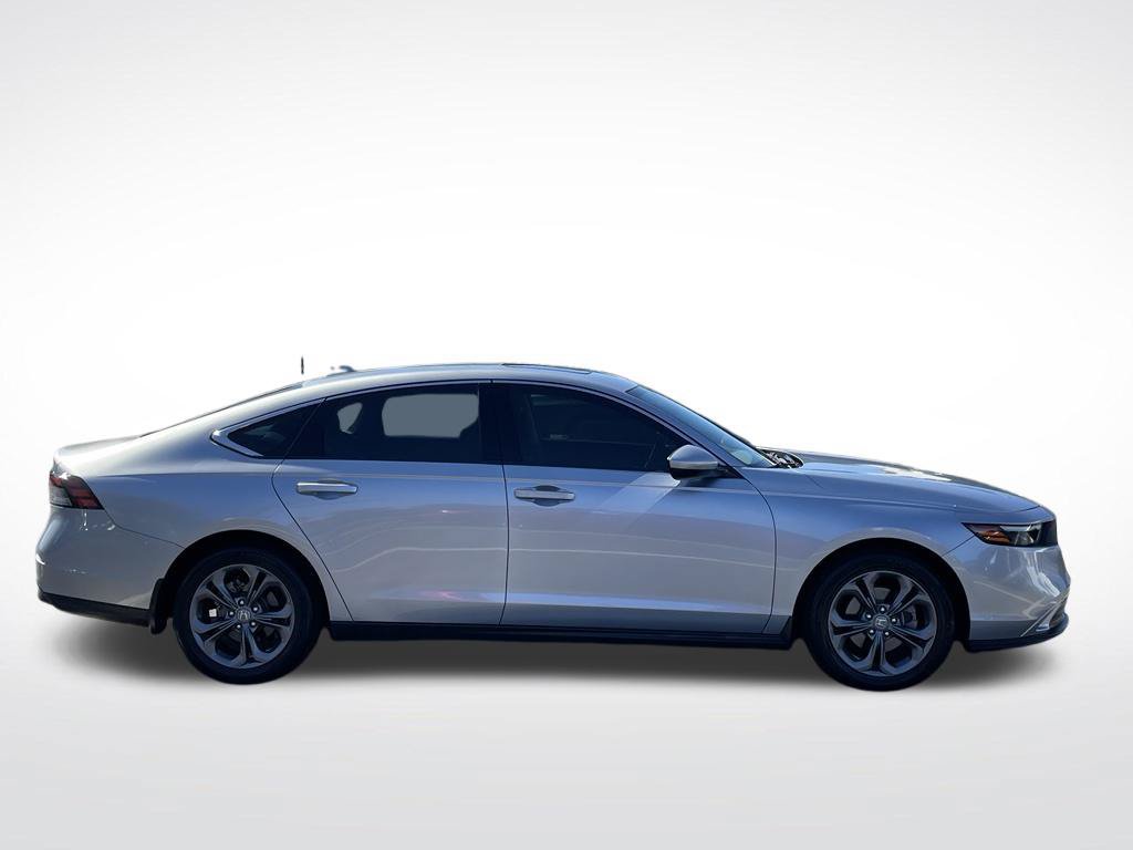 Certified 2024 Honda Accord EX image 7