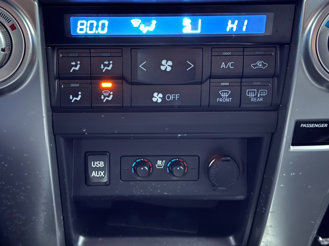 Used 2016 Toyota 4Runner Limited image 18