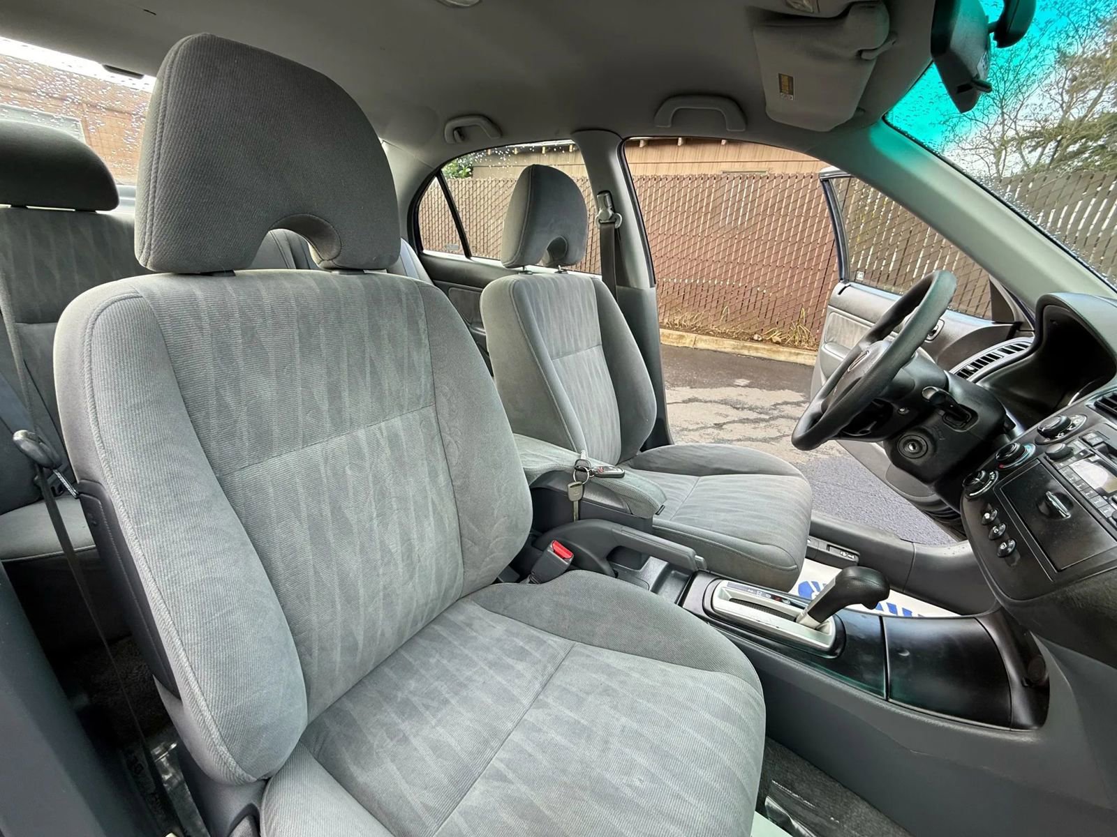 Used 2004 Honda Civic LX image 21