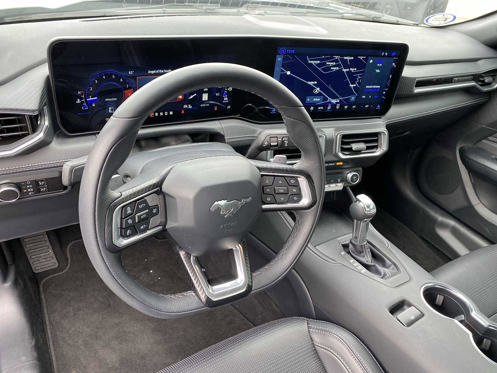 Used 2025 Ford Mustang GT Premium image 12