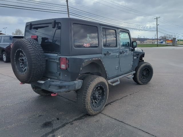Used 2013 Jeep Wrangler Unlimited Rubicon AWD/4WD image 7