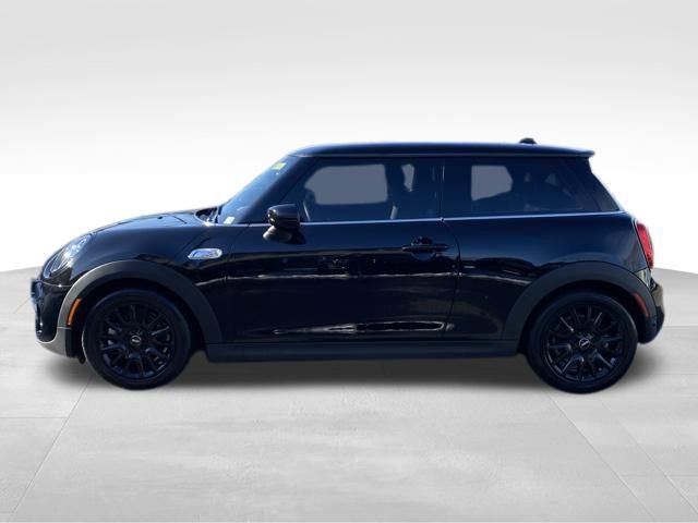 Used 2021 MINI Cooper S w/ Premium Package image 4