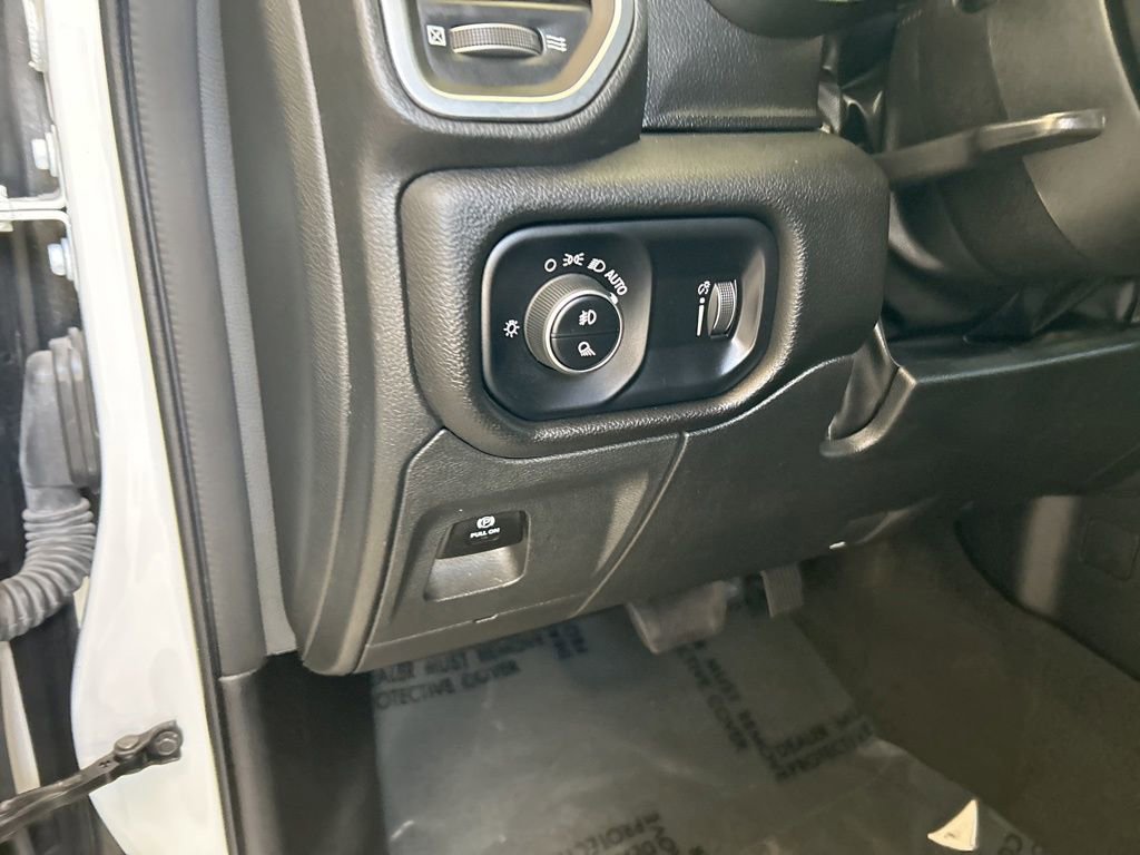 Used 2024 RAM 1500 Big Horn image 40