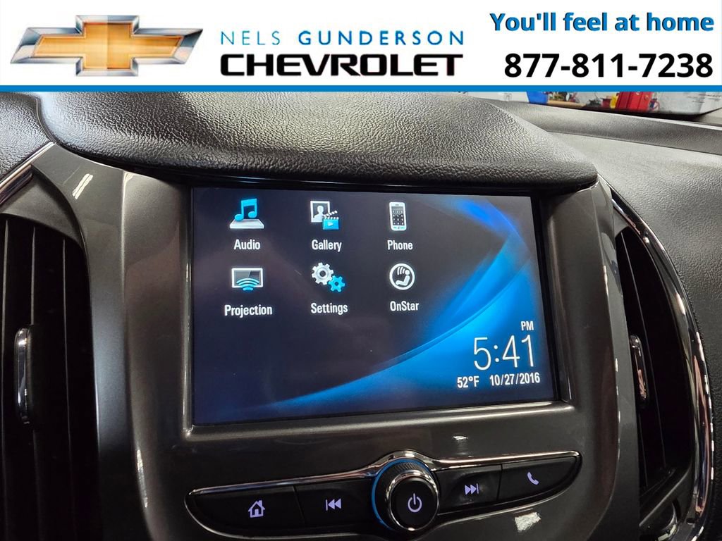 Used 2017 Chevrolet Cruze LT image 18