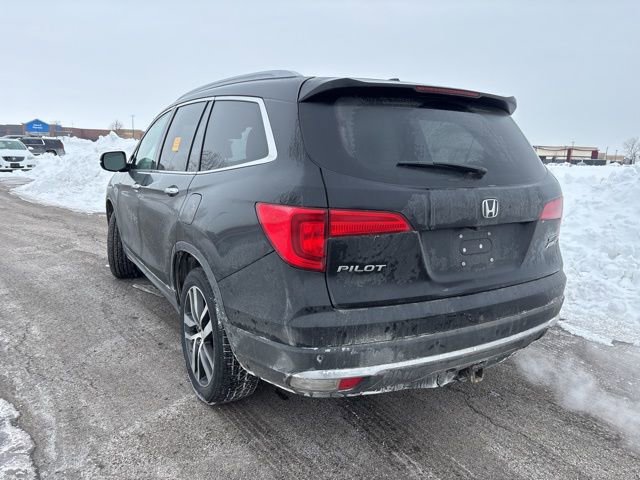 Used 2017 Honda Pilot Touring image 4