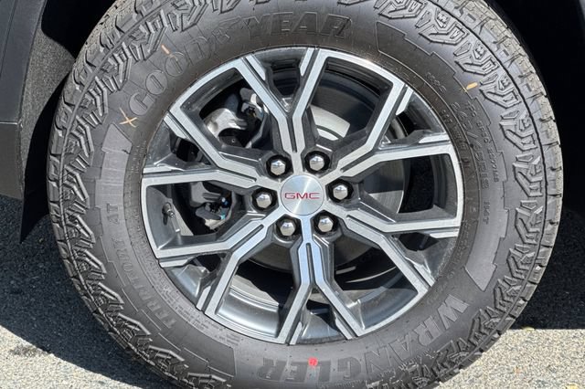 Used 2026 GMC Acadia AT4 AWD/4WD image 26