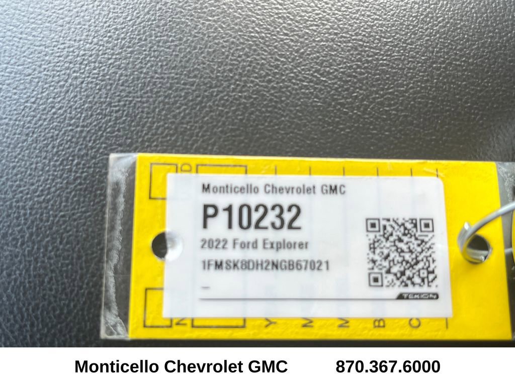 Used 2022 Ford Explorer XLT w/ Equipment Group 202A image 26