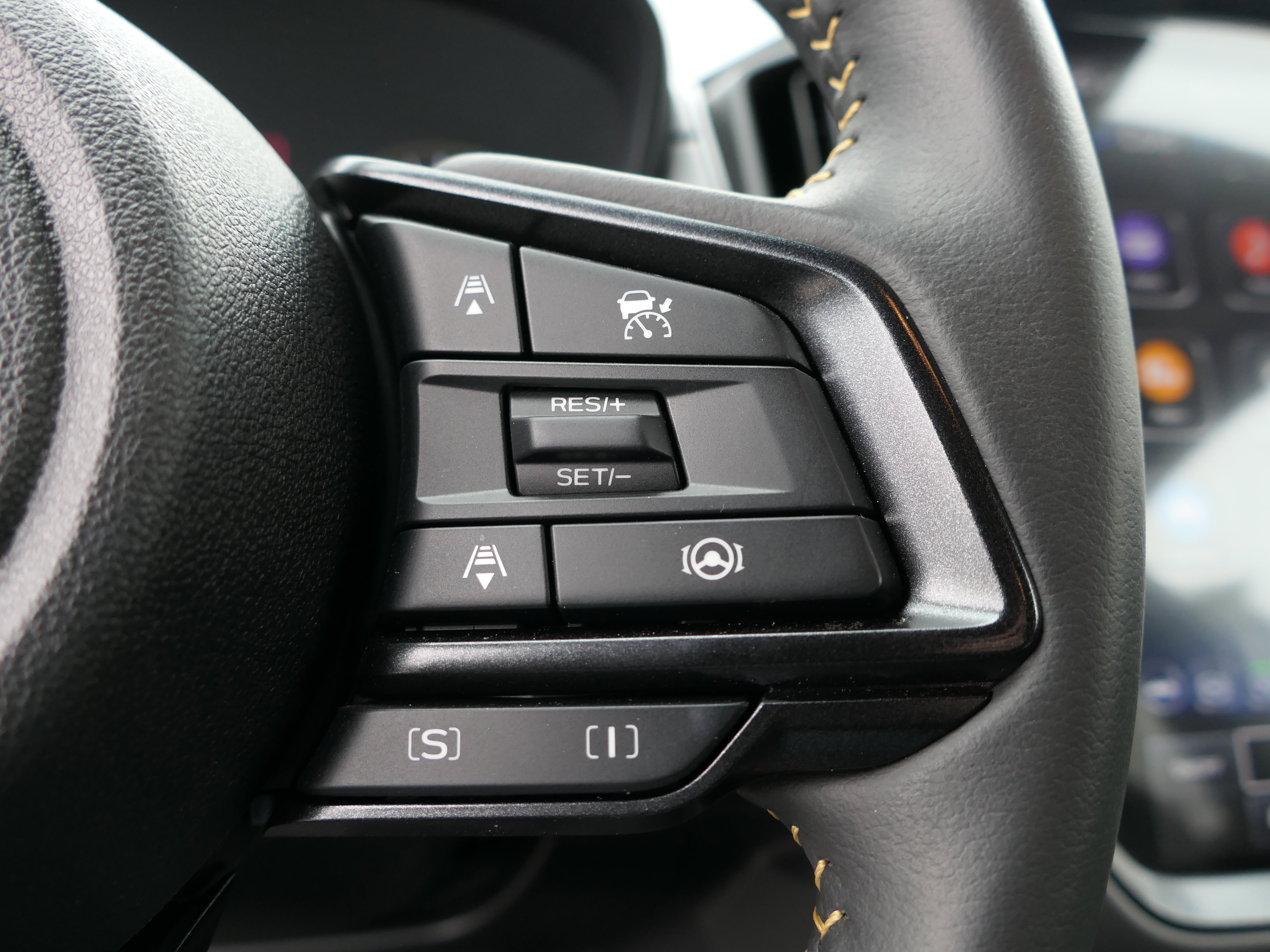 Certified 2025 Subaru Crosstrek 2.5i Sport w/ Crosstrek Mirror Package AWD/4WD image 15