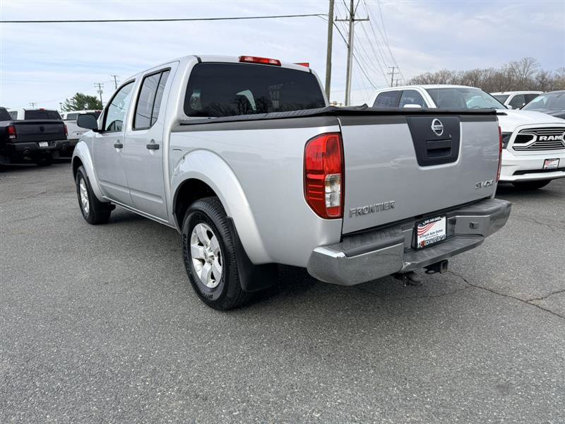 Used 2012 Nissan Frontier SV w/ SV Premium Utility Pkg AWD/4WD image 7
