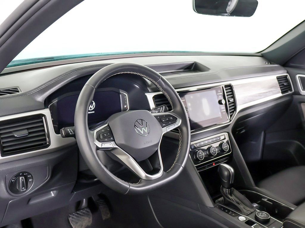Used 2023 Volkswagen Atlas Cross Sport SE w/ Panoramic Sunroof Package image 27