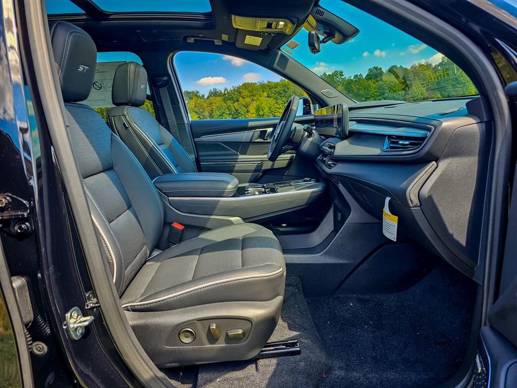 New 2026 Buick Enclave Sport Touring w/ Power Package image 48