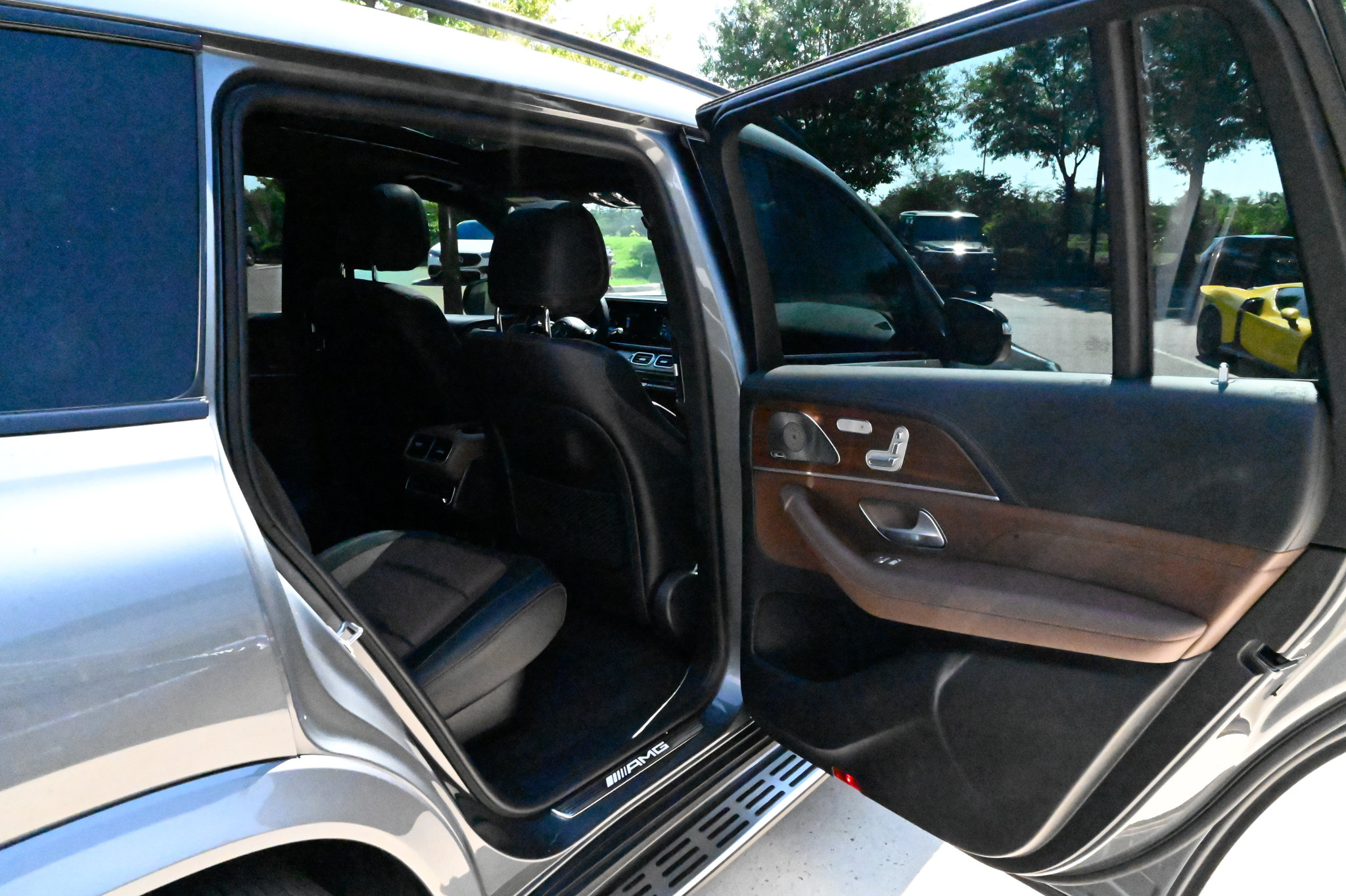 Used 2024 Mercedes-Benz GLS 63 AMG 4MATIC image 45