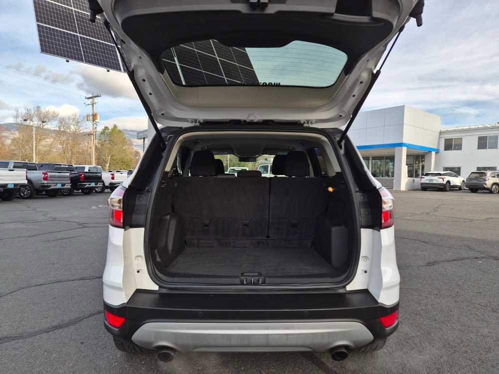 Used 2017 Ford Escape SE w/ Equipment Group 201A image 13