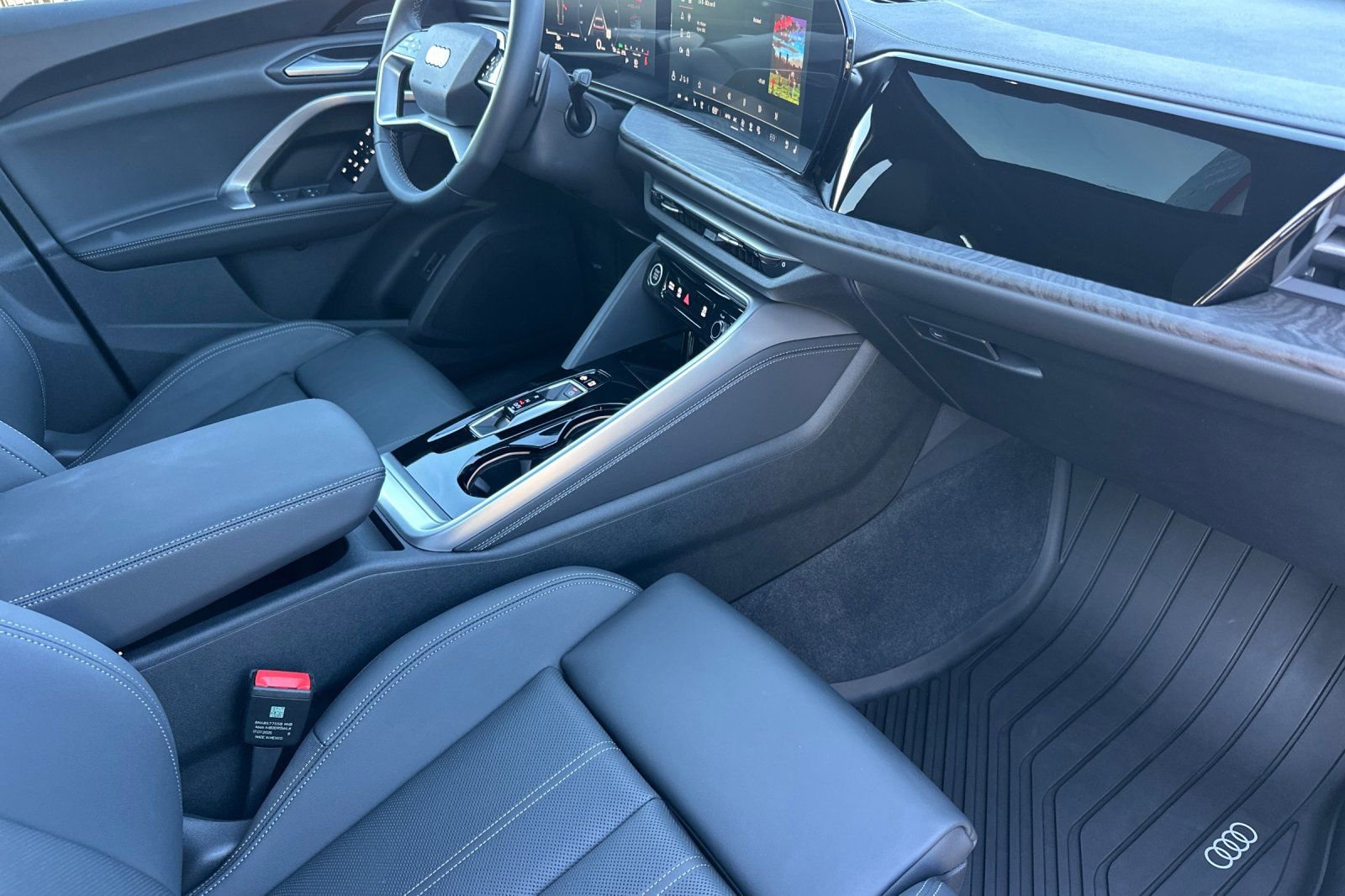 Used 2025 Audi Q5 Premium Plus w/ Premium Plus image 19