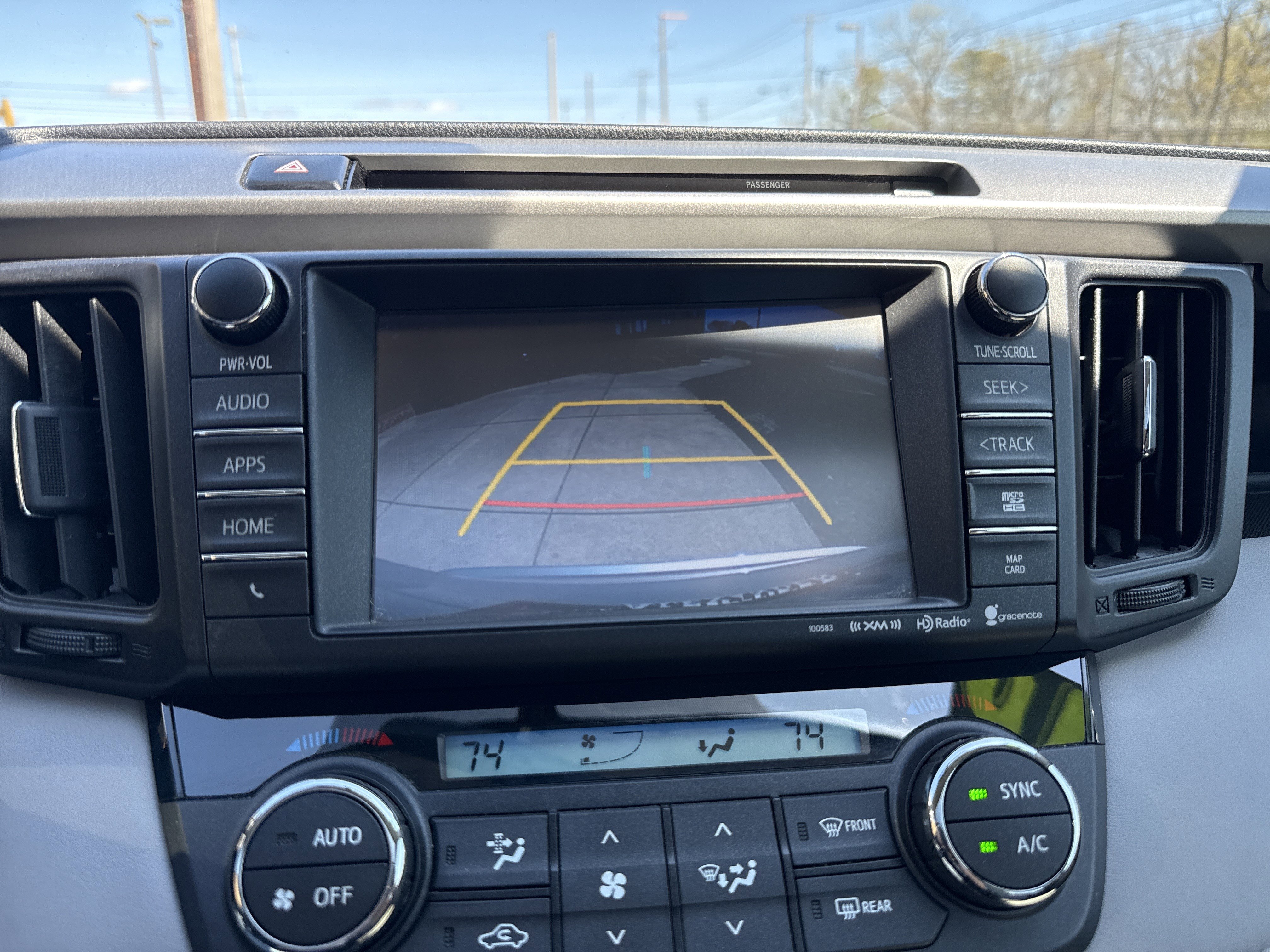 Used 2016 Toyota RAV4 XLE image 26