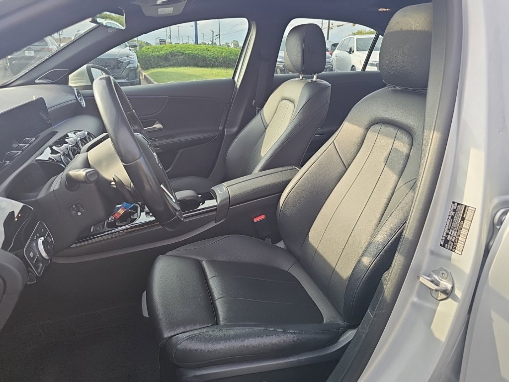 Used 2021 Mercedes-Benz A 220 4MATIC image 3