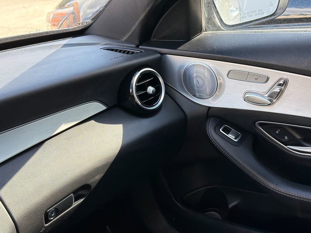 Used 2018 Mercedes-Benz C 300 4MATIC Sedan image 27