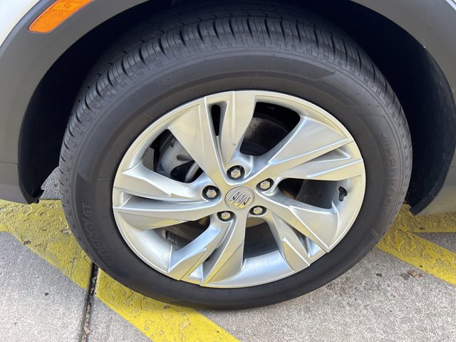 Used 2025 Buick Encore GX Preferred image 12