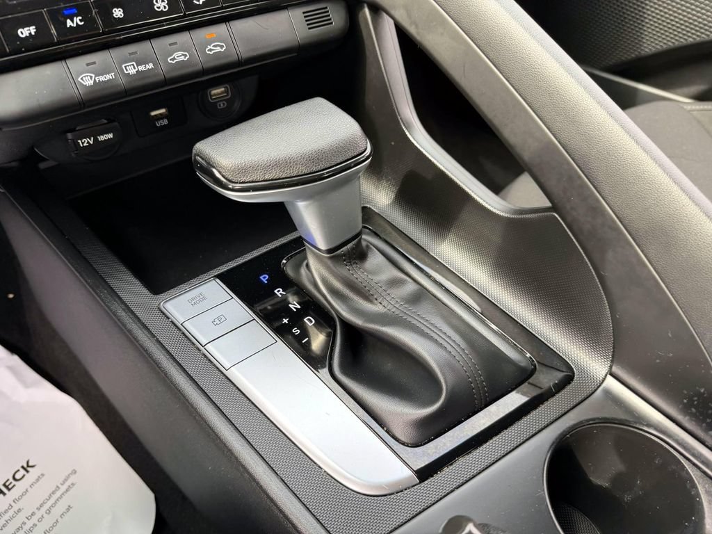Used 2023 Hyundai Elantra SEL FWD image 20