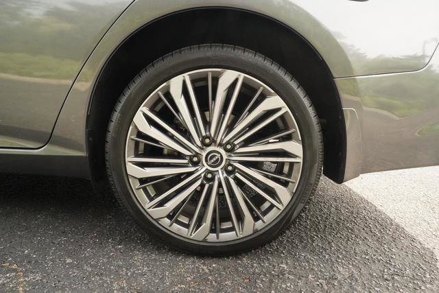 Used 2023 Nissan Altima 2.5 SL AWD/4WD image 39