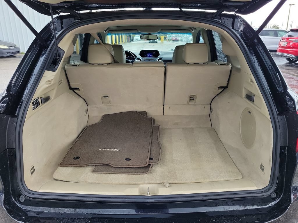 Used 2017 Acura RDX w/ Technology Package AWD/4WD image 6