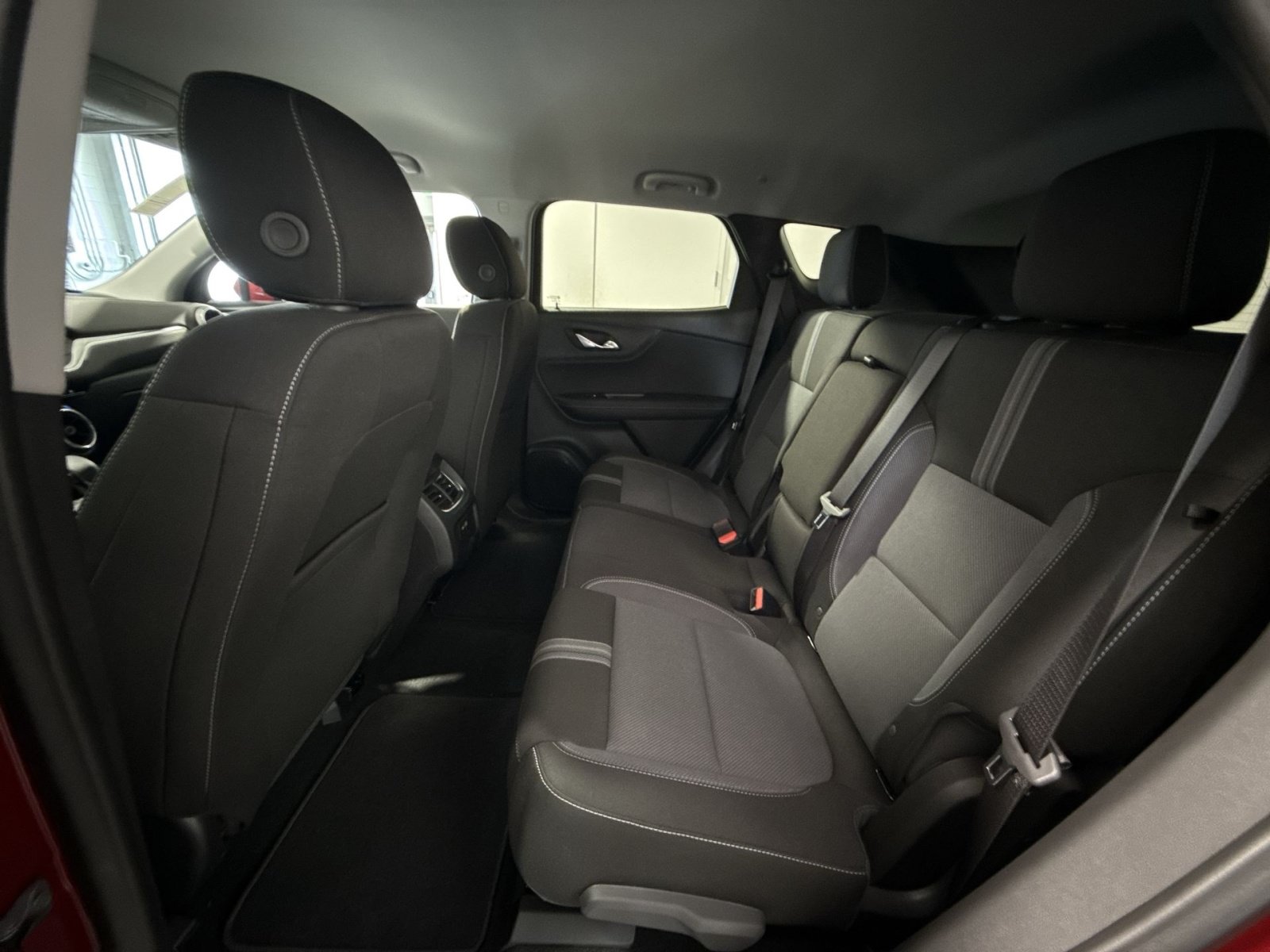 New 2026 Chevrolet Blazer LT w/ Convenience Package FWD image 25